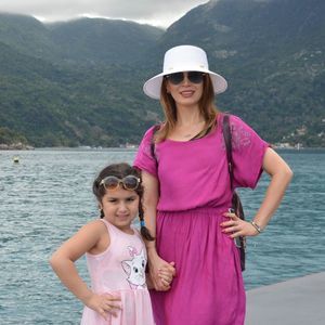 Meet your Posher, Leily